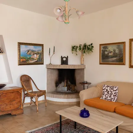 Prázdninový dům Casa Storica Gallurese