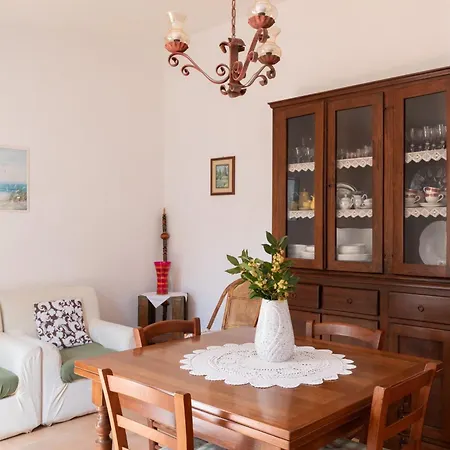 Casa Storica Gallurese بيت للعطل *